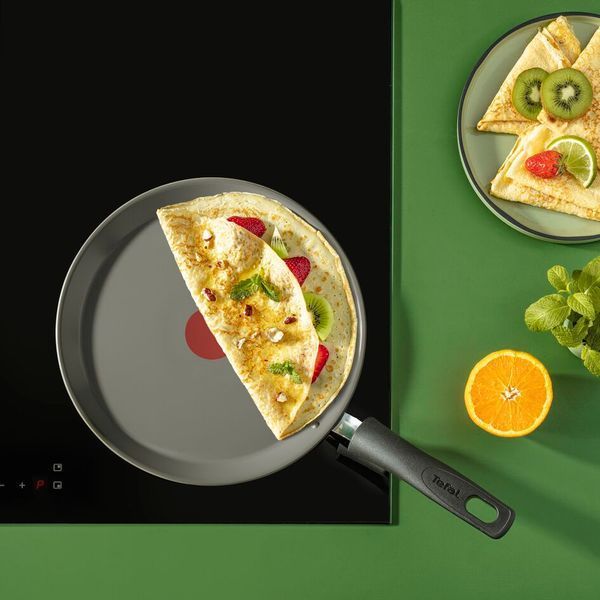 Сотейник з кришкою Tefal Renewal, 24см, алюміній, бакеліт, скло, чірий C4263243 фото