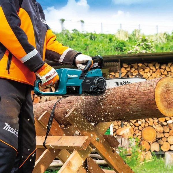 Пила ланцюгова акумуляторна Makita DUC357Z LXT, 18В + 18В, 350мм без АКБ та ЗП DUC357Z фото