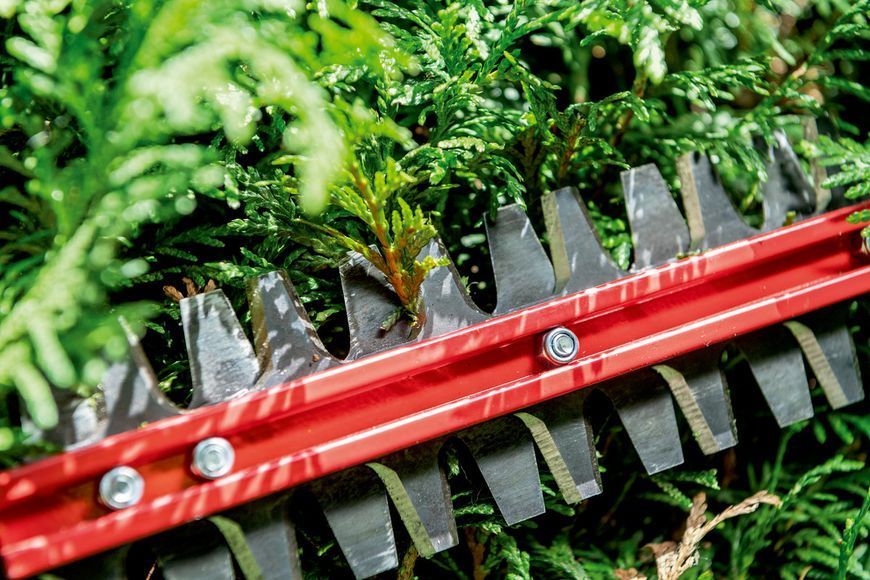 Кущоріз акумуляторний Metabo HS 18 LTX BL 75, 18В, 75см, крок різу 21мм, довина різу 70см, 4.4кг, без АКБ та ЗП 601724850 фото