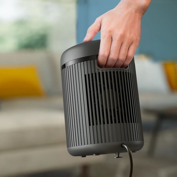 Тепловентилятор Philips Series 2000, 15м2, 1500Вт, электронное управление, нагревательный керамический элемент, темно-серый CX2120/01 фото