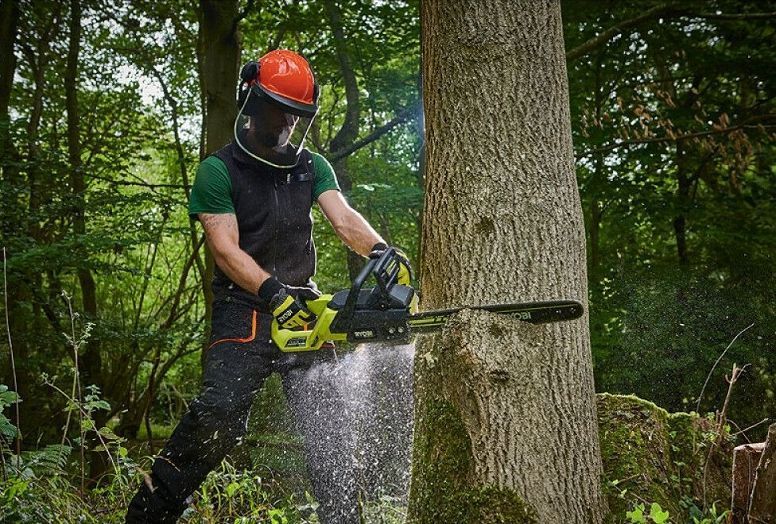 Пила ланцюгова акумуляторна Ryobi RY36CSX50A-0 36В MAX POWER шина 50см Oregon безщіткова 18.5м/с 5.3кг без АКБ та ЗП 5133006242 фото