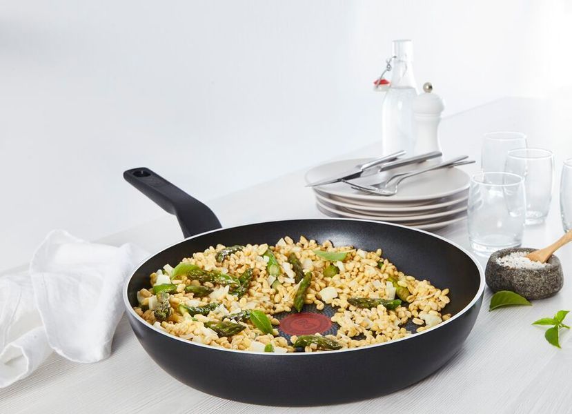 Сковорода Tefal StartCook, 26см, алюміній, чорний C2720553 фото