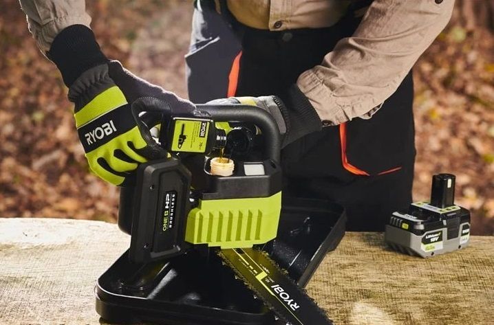 Пила цепная аккумуляторная Ryobi ONE+ HP RY18CSX30A-150 18B 1х5А&middot;час ЗП шина 30см бесщеточная 13.2м/с 3.2кг 5133005466 фото