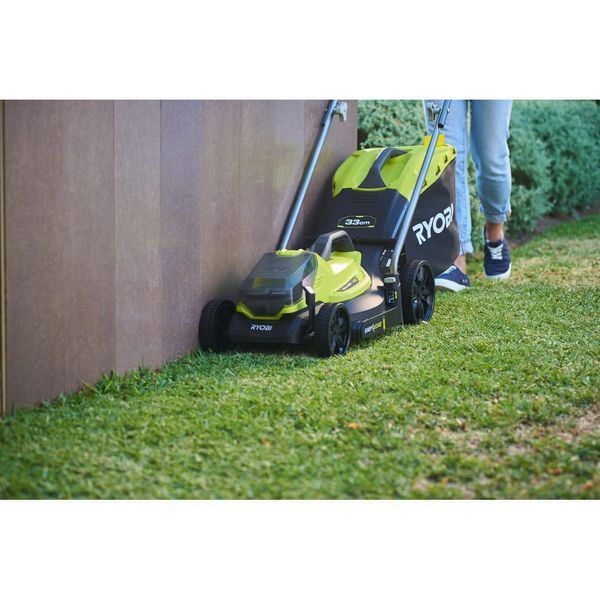 Газонокосарка акумуляторна Ryobi ONE+ OLM1833B 18В 33см 35л 25-65мм 8.1кг без АКБ та ЗП 5133004305 фото