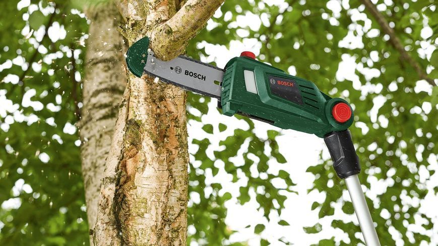 Пила ланцюгова акумуляторна Bosch UniversalChainPole 18В 210-260см шина 20см 3.6кг без АКБ та ЗП 0.600.8B3.101 фото