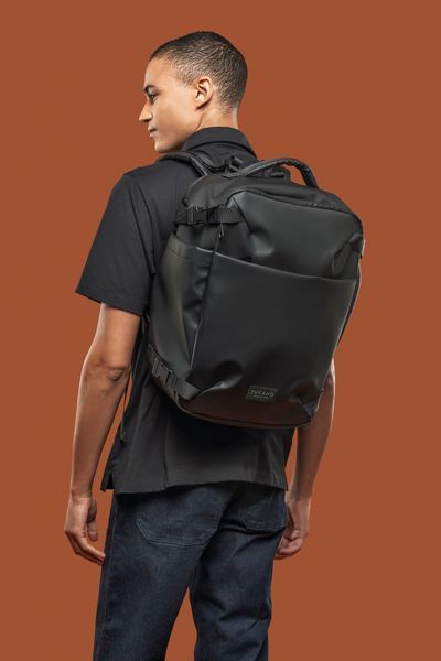 Рюкзак дорожній Tucano Tugo M Dry Cabin Luggage 15.6", чорний BKTUGDR-M-BK фото
