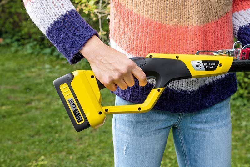 Кущоріз акумуляторний Karcher PHG 18-45 Battery 18В лезо 45см крок 18мм 4.2кг (без АКБ і ЗП) 1.444-210.0 фото