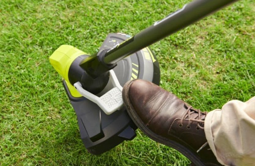 Тример садовий акумуляторний Ryobi ONE+ RY18LT33B-0 18В 33см 2.6кг без АКБ та ЗП 5133006024 фото
