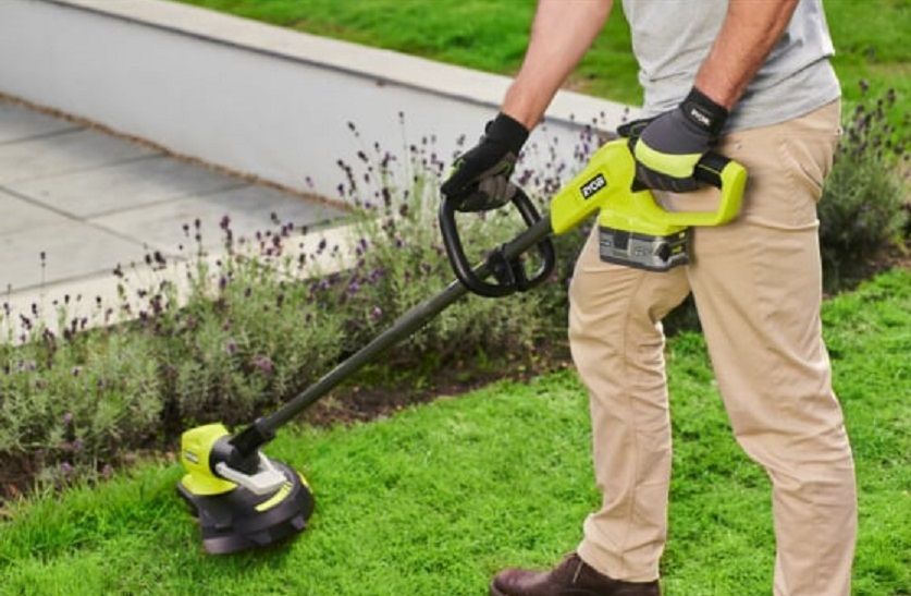 Тример садовий акумуляторний Ryobi ONE+ RY18LT33B-0 18В 33см 2.6кг без АКБ та ЗП 5133006024 фото