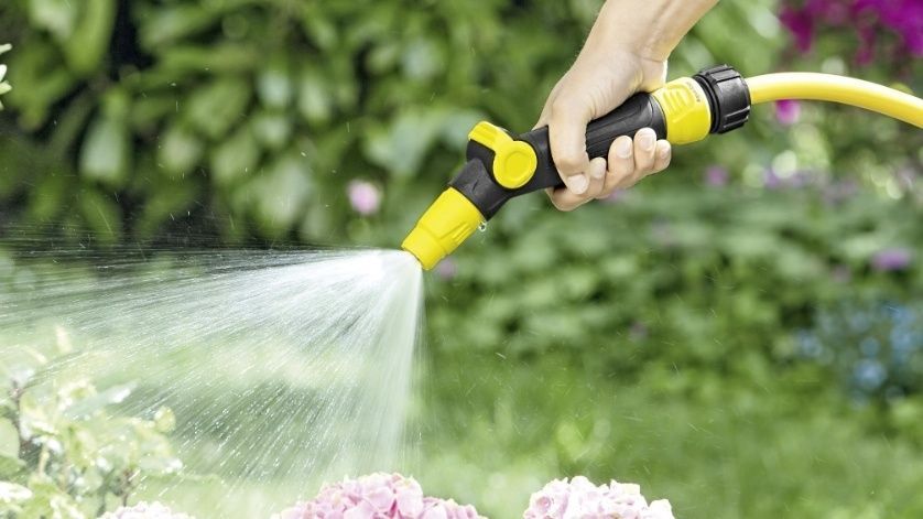 Ороситель ручной Karcher, регулировка напора воды, регулировка формы струи воды 2.645-267.0 фото