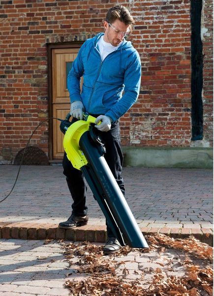 Воздуходув-пылесос Ryobi RBV3000CESV с измельчителем, 3кВт, 16 куб.м/мин, 375 км/ч 5133002190 фото