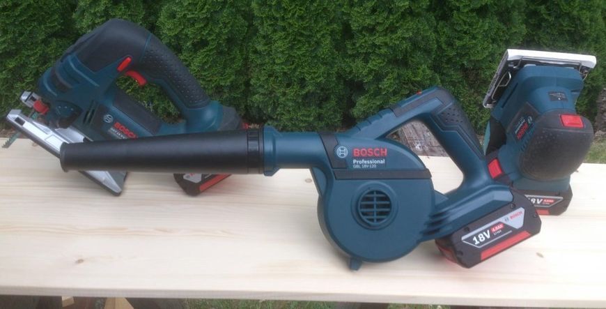 Воздуховод аккумуляторный Bosch GBL 18V-120 Professional, 18В, 270 км/ч, 120 м&sup3;/ч, 1.1 кг 0.601.9F5.100 фото