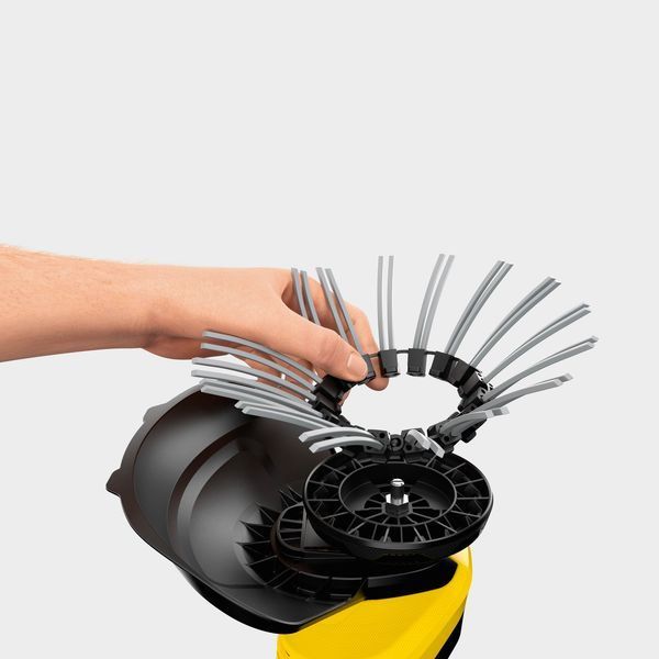 Тример садовий Karcher WRE 18-55 для видалення бур'янів, акумуляторний 18В, 2.85кг, Solo (без АКБ та ЗП) 1.445-244.0 фото