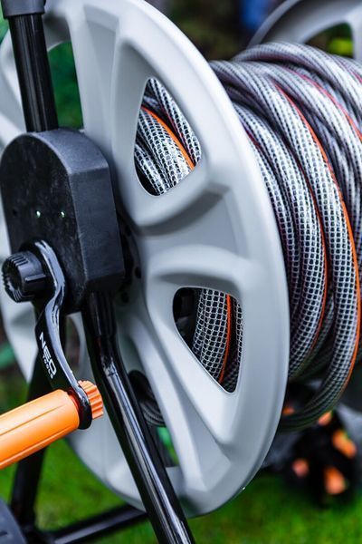 Шланг садовий Neo Tools Professional, 1/2", 50м, 6 шарів, до 30 Бар, -25&hellip;+60&deg;C 15-842 фото