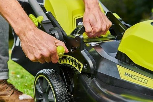 Газонокосарка акумуляторна Ryobi Max Power RY36LM40A-0 36В 40см 50л 25-75мм 18.6кг без АКБ та ЗП 5133005591 фото
