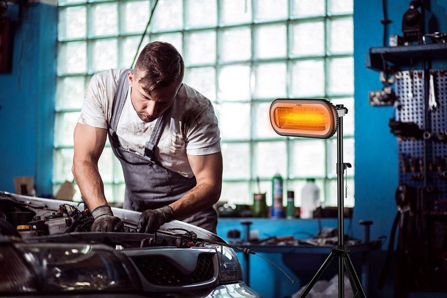 Инфракрасный обогреватель Neo Tools, 2000 Вт, 24м2, 11.5х46х19 см, IP65 90-032 фото