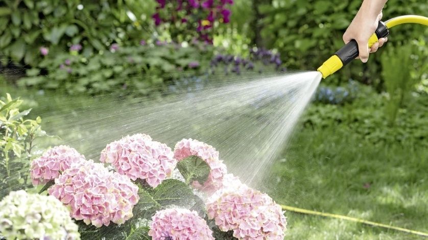Ороситель ручной Karcher, прямой, регулировка формы струи воды 2.645-264.0 фото