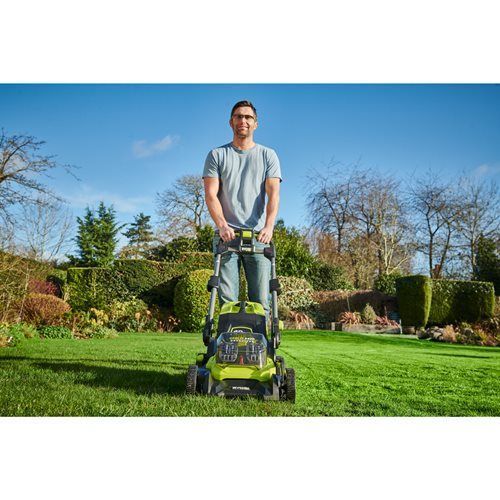 Газонокосарка акумуляторна Ryobi ONE+ RY18LMX40B-0 18В 40см 40л 25-70мм 18.2кг без АКБ та ЗП 5133005479 фото