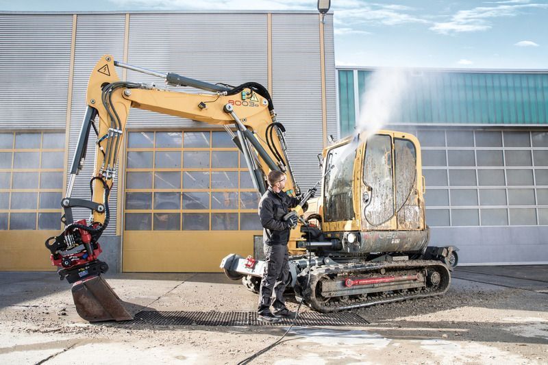 Мінімийка високого тиску Karcher HD 6/15 М, 3100Вт, 225бар, 560л/год, шланг 10м, 27кг 1.150-930.0 фото