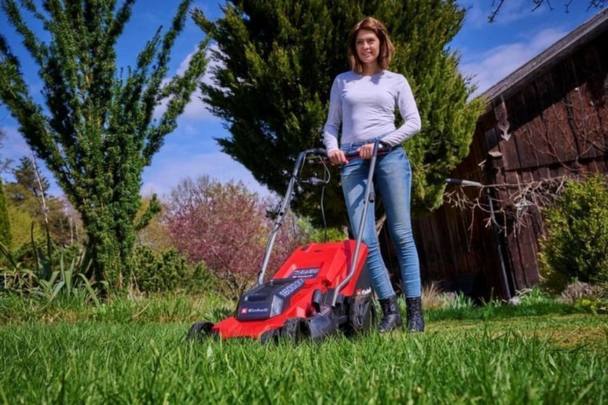 Газонокосилка Einhell GC-EM 1600/37, 1600 Вт, 37 см, 38 л, 20-60 мм, до 700 м2, 10.8 кг 3400080 фото