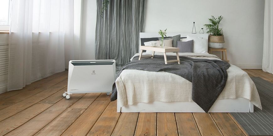 Конвектор електричний Electrolux AirGate Digital Inverter ECH/AGI-2000 2 кВт, 20 м2, закритий нагрівальний елемент, IP24, інверторний блок керування ECH/AGI-2000 фото