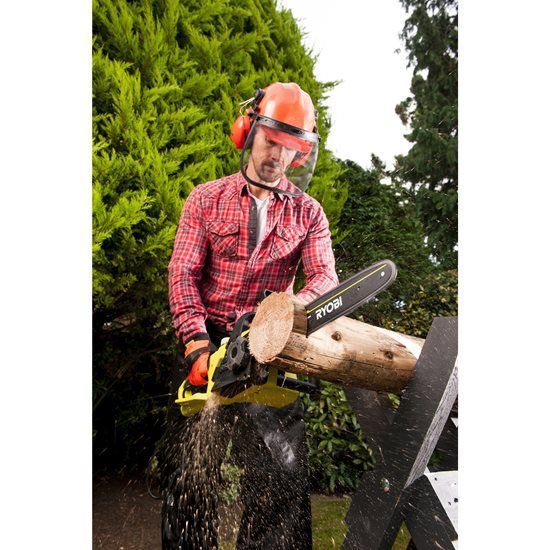 Пила цепная Ryobi RCS2340B, 2300Вт, Oregon 40см, 3/8", 4.8кг 5133004340 фото